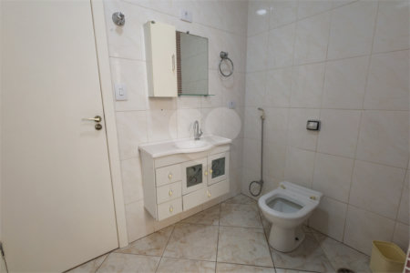 Casa à venda com 3 quartos, sendo 2 suítes, em Jardim Santa Cecília, Guarulhos, SP