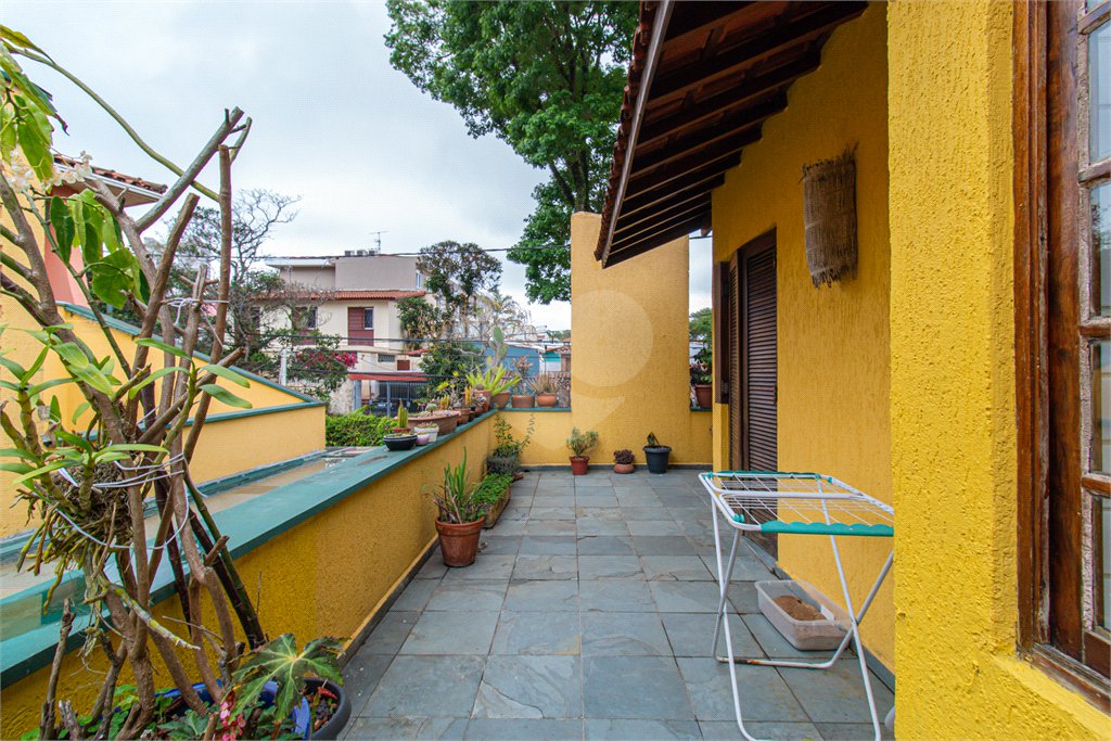 Casa à venda com 3 quartos, sendo 1 suíte,  no condomínio Jardim Hipico, São Paulo - SP