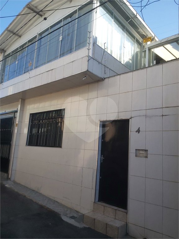 Casa de Vila à venda com 4 quartos, sendo 1 suíte, em Vila Medeiros, São Paulo, SP