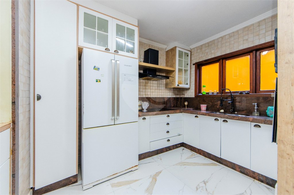 Casa à venda ou para alugar com 4 quartos, sendo 3 suítes,  no condomínio Da Serra, São Paulo - SP
