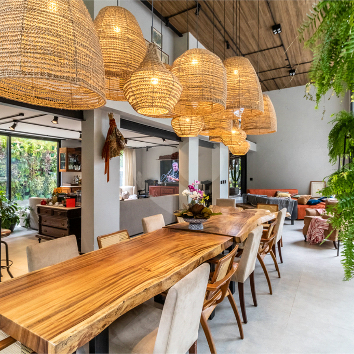 Casa à venda com 4 suítes no condomínio Granja do Morumbi, São Paulo - SP