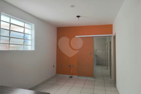 Casa à venda com 2 quartos, sendo 1 suíte,  no Centro, Indaiatuba, SP