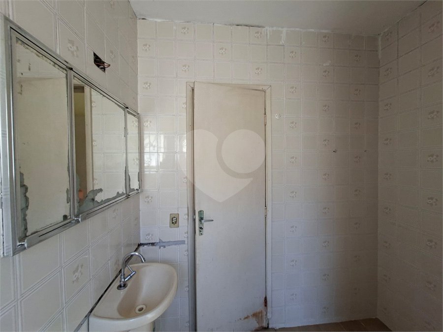 Sobrado à venda com 3 quartos, sendo 1 suíte,  em Jardim Esmeralda, São Paulo, SP