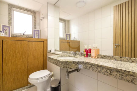 Apartamento à venda com 3 quartos, sendo 2 suítes, em Brooklin Paulista, São Paulo, SP