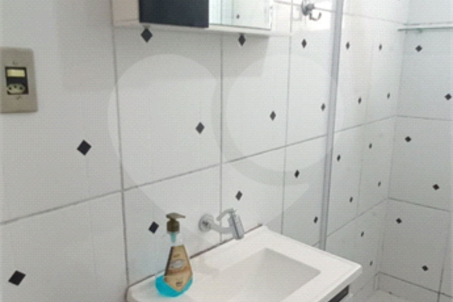 Sobrado à venda com 3 quartos, sendo 1 suíte,  em Tremembé, São Paulo, SP
