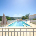 Casa à venda com 3 quartos, sendo 1 suíte, no condomínio Village Christian, São Roque - SP