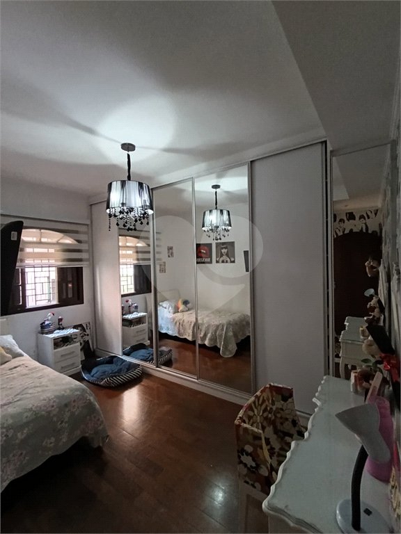Sobrado à venda com 4 quartos, sendo 1 suíte, em Jaçanã, São Paulo, SP