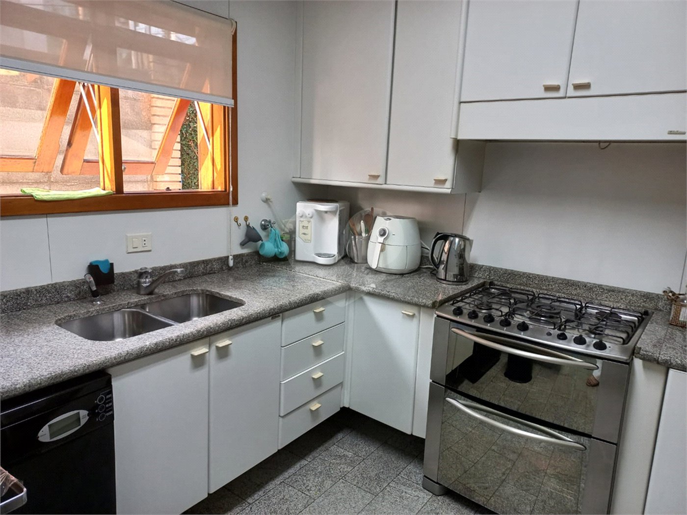 Sobrado para alugar com 4 suítes em Jardim São Paulo(zona Norte), São Paulo, SP