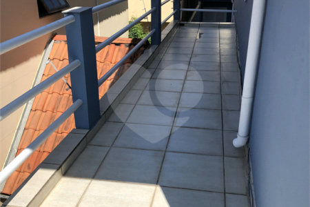 Sobrado à venda com 2 suítes em Jardim Aeroporto, São Paulo, SP