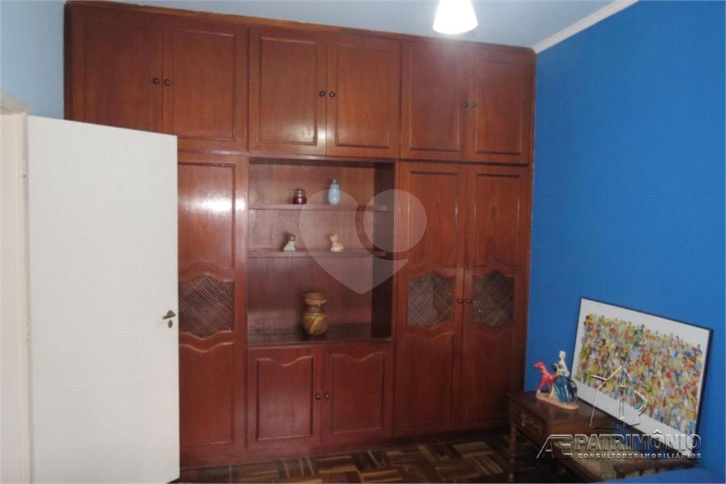 Casa à venda com 5 quartos, sendo 1 suíte, em Portal das Acácias, Santana de Parnaíba, SP
