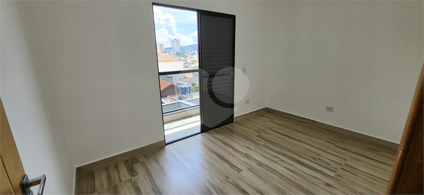 Sobrado à venda com 3 quartos, sendo 1 suíte, em Vila Bonilha, São Paulo, SP