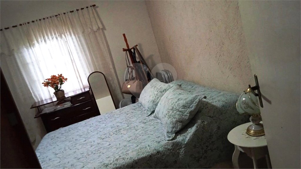 Casa versátil à venda: Casa com 2 Quartos, 3 Unidades Residenciais e Sala Comercial - Louveira