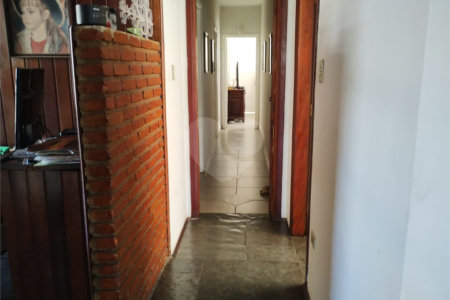 Casa de Vila à venda com 4 suítes em Jardim Londrina, São Paulo, SP