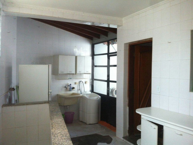 Sobrado à venda com 3 quartos, sendo 1 suíte,  em Vila Paulicéia, São Paulo, SP