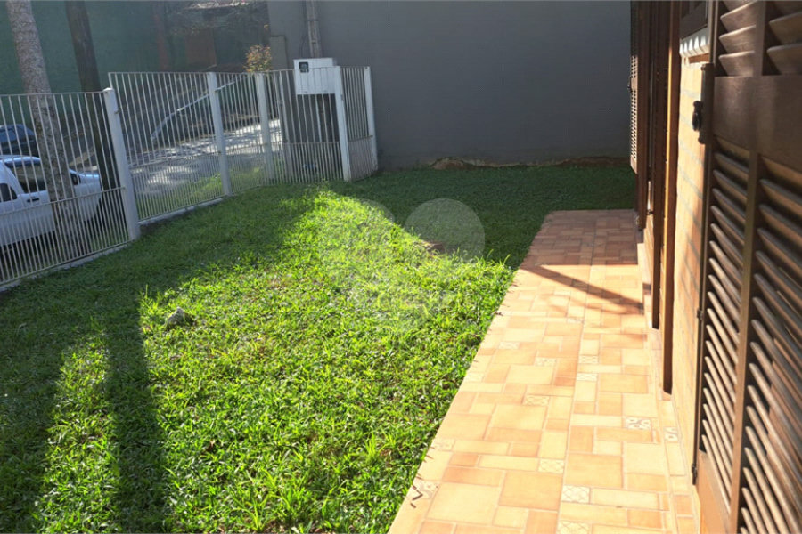 Casa à venda com 3 quartos, sendo 1 suíte, no condomínio Alpes da Cantareira, Mairiporã - SP