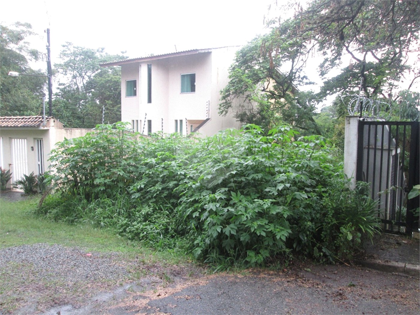 Terreno à venda no condomínio Loteamento Jardim entre Serras, São Paulo - SP
