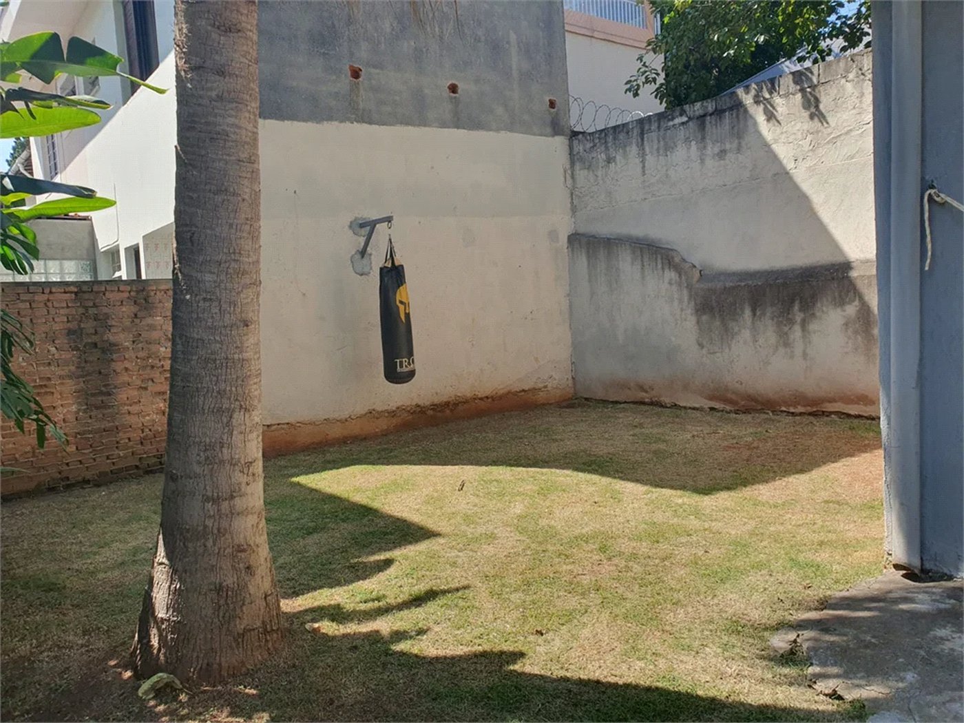 Casa Térrea à venda com 4 quartos em Cidade Monções, São Paulo, SP