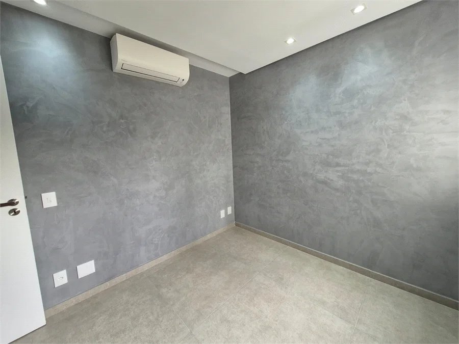 Apartamento à venda com 4 quartos, sendo 2 suítes,  em Jardim Vazani, São Paulo, SP