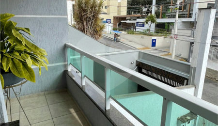 Casa à venda com 3 suítes em Vila Assunção, Santo André, SP