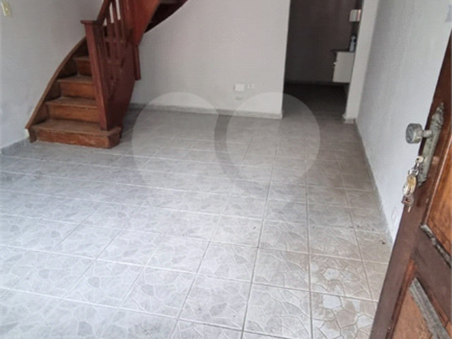 Sobrado à venda com 2 quartos em Água Fria, São Paulo, SP