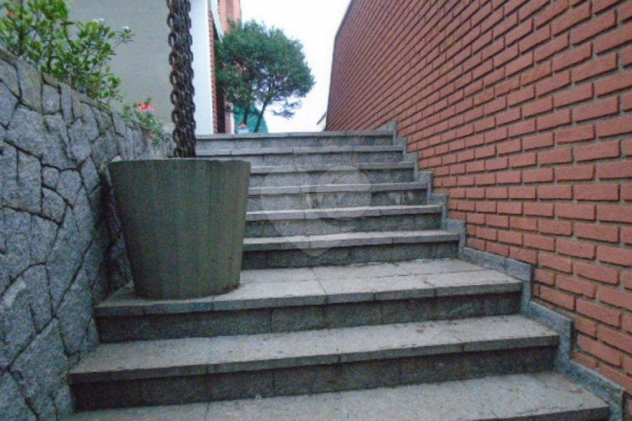 Sobrado à venda com 4 suítes em Jardim São Bento, São Paulo, SP