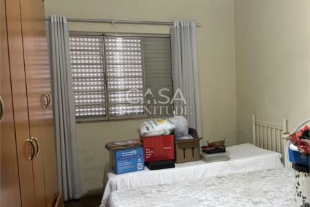 Casa Térrea à venda com 4 quartos, sendo 1 suíte,  em Vossoroca, Votorantim, SP