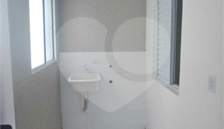 Apartamento à venda com 2 quartos em Vila Granada, São Paulo, SP