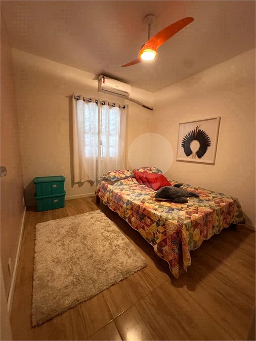 Casa em condomínio à venda com 3 quartos, sendo 2 suítes,  em Peró, Cabo Frio, RJ