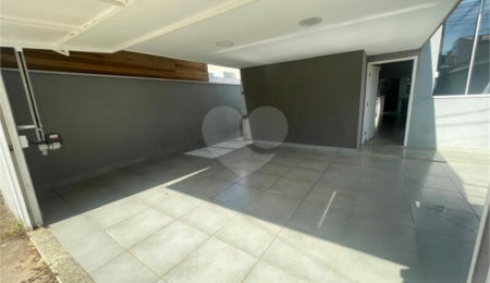 Casa à venda com 2 quartos, sendo 1 suíte,  em Jardim Residencial Veneza, Indaiatuba, SP