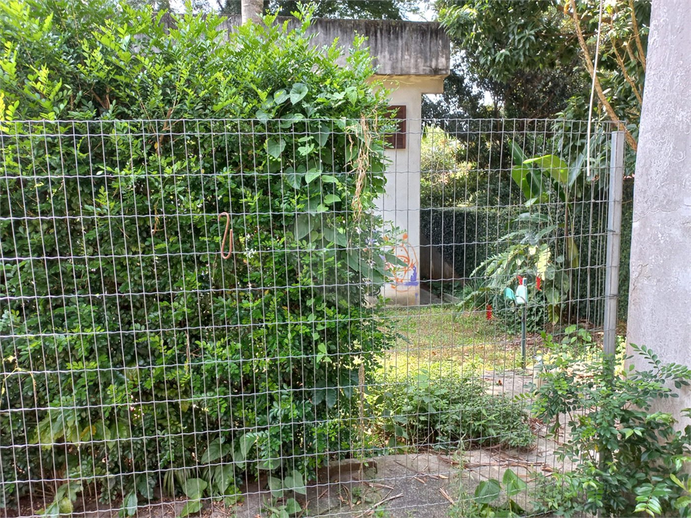 Terreno à venda com 2 quartos, sendo 1 suíte, em Jardim Floresta, São Paulo, SP