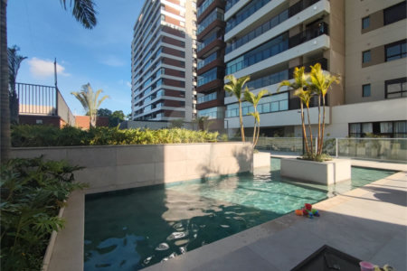 Apartamento à venda com 4 suítes em Jardim Leonor, São Paulo, SP