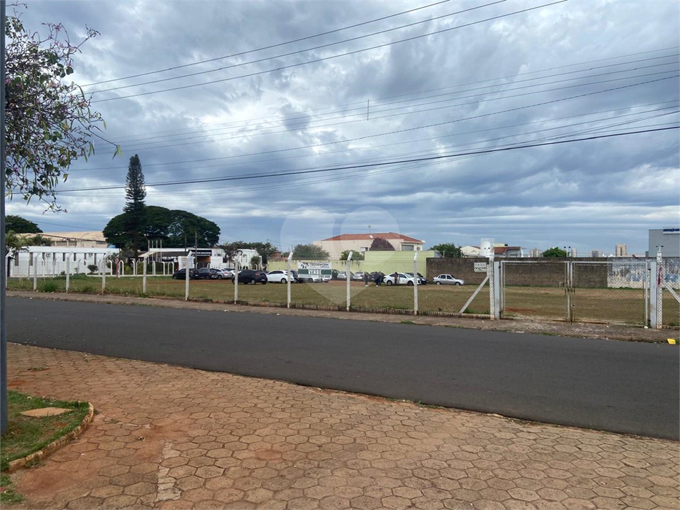 Terreno à venda em Vila Xavier (vila Xavier), Araraquara, SP