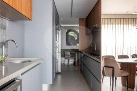Apartamento à venda com 4 quartos, sendo 2 suítes,  em Vila Mariana, São Paulo, SP