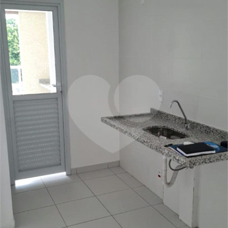 Apartamento à venda com 3 quartos, sendo 1 suíte, em Vila Galvão, Guarulhos, SP