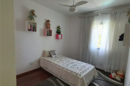 Apartamento à venda com 3 quartos, sendo 2 suítes,  em Vila Andrade, São Paulo, SP