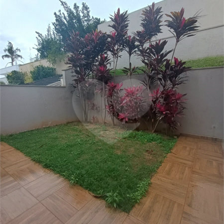 Casa para alugar com 3 quartos, sendo 1 suíte, no condomínio Recanto dos Paturis, Vinhedo - SP