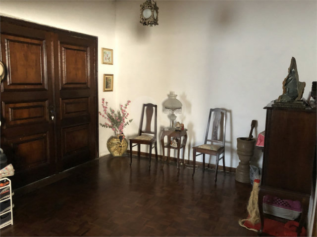 Sobrado à venda com 5 quartos em Santana, São Paulo, SP