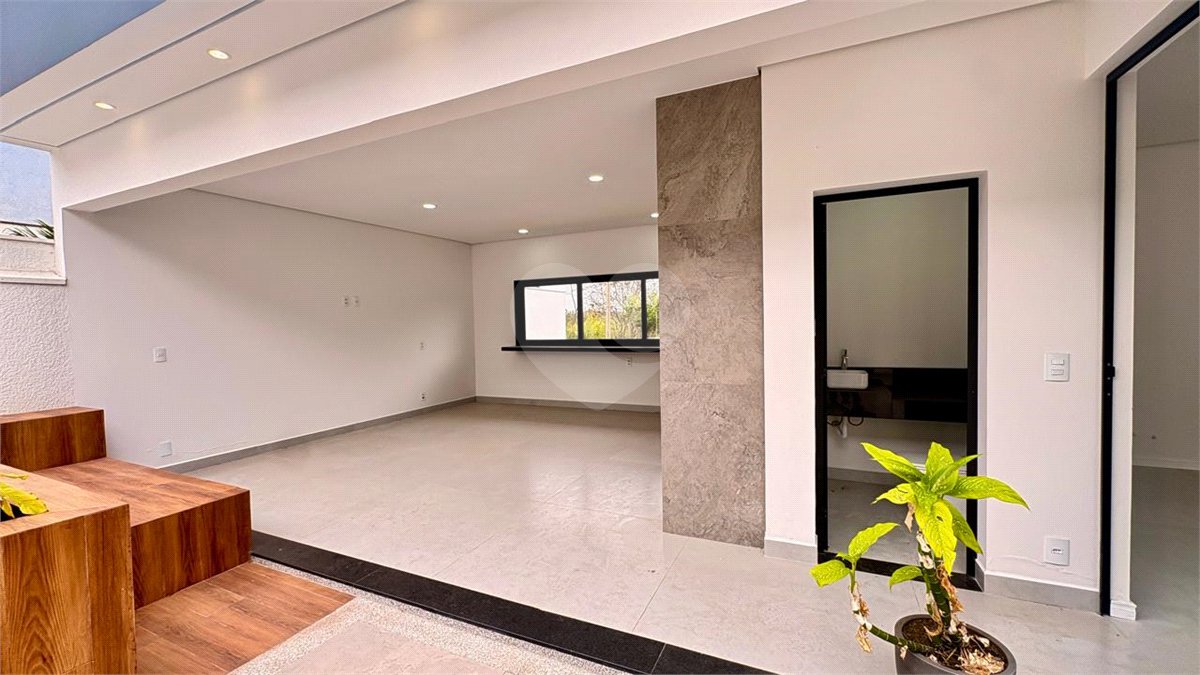 Casa à venda com 3 suítes no condomínio Campos do Conde I e II, Sorocaba - SP