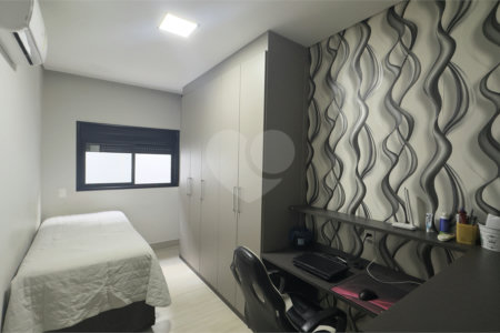 Casa à venda com 3 quartos, sendo 1 suíte, no condomínio Jardim Residencial Dona Maria José, Indaiatuba - SP