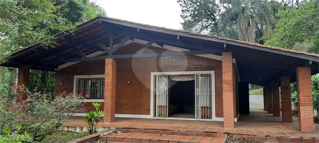 Casa à venda com 3 quartos, sendo 1 suíte,  em Serra da Cantareira, Mairiporã, SP