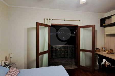 Sobrado à venda com 4 quartos, sendo 2 suítes, em Vila José Bonifácio, Araraquara, SP