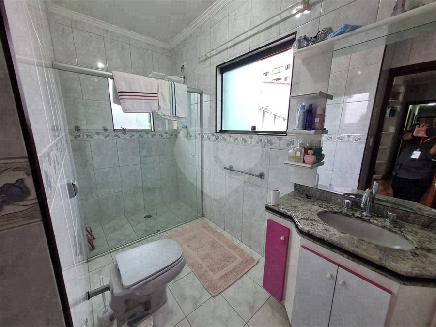 Sobrado à venda com 4 quartos, sendo 2 suítes, em Vila Barreto, São Paulo, SP