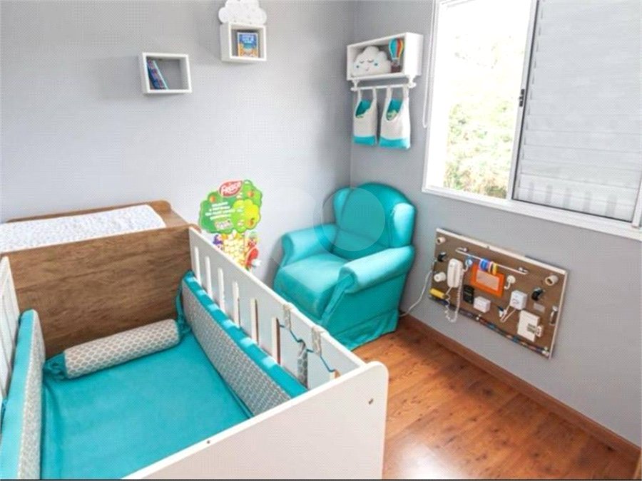 Apartamento à venda com 2 quartos em Jardim Ísis, Cotia, SP