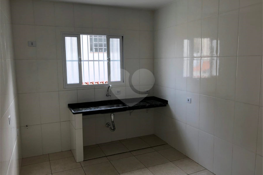 Casa Térrea à venda com 2 quartos no condomínio Dona Amélia Vieira Pita, São Paulo - SP