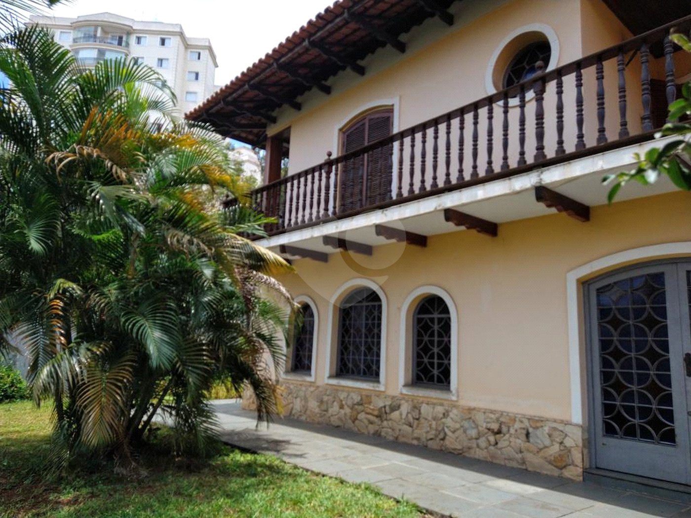 Casa à venda ou para alugar com 4 suítes em Vila Comercial, São Paulo, SP