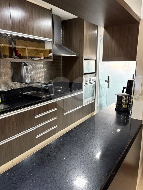Apartamento à venda com 2 quartos, sendo 1 suíte,  em Vila Leonor, São Paulo, SP
