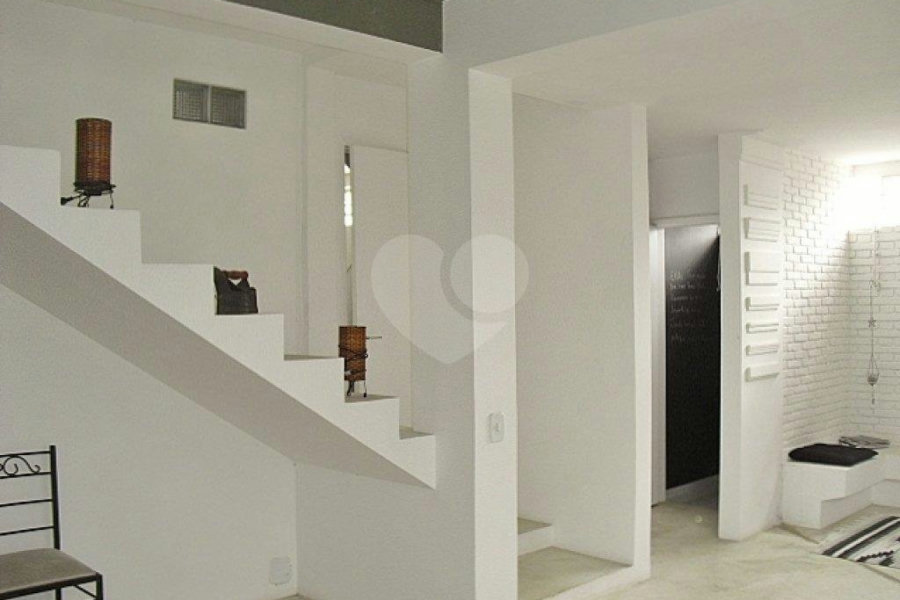 Sobrado à venda com 4 quartos, sendo 1 suíte, em Jardim São Paulo(zona Norte), São Paulo, SP