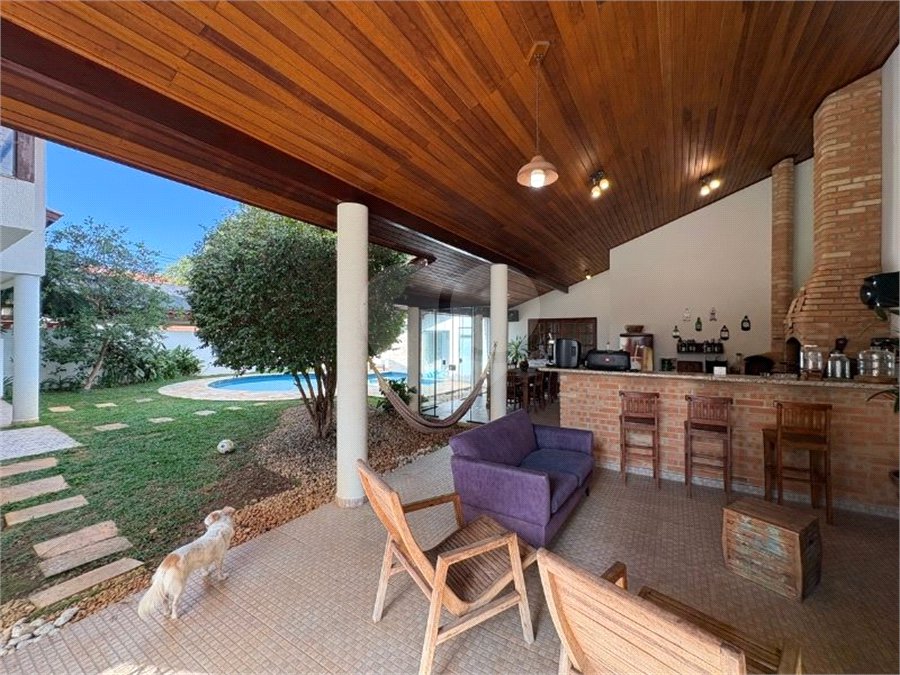 Casa à venda com 4 suítes no condomínio Granja Olga II, Sorocaba - SP