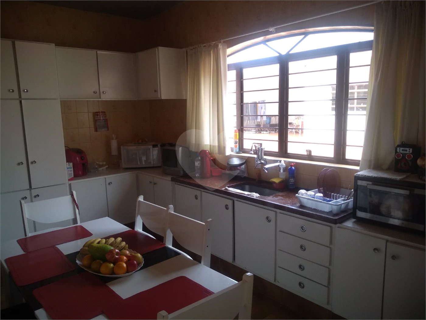 Casa à venda com 4 suítes em Jardim Itália, Itapetininga, SP