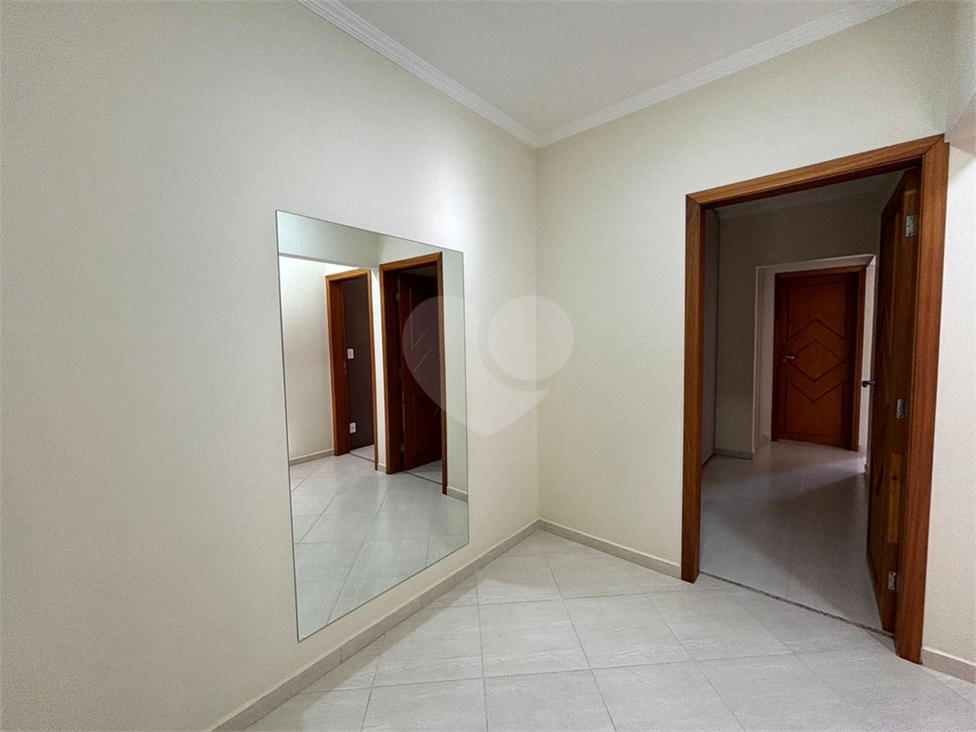 Casa à venda com 3 quartos, sendo 1 suíte, em Jardim Paulista, Atibaia, SP